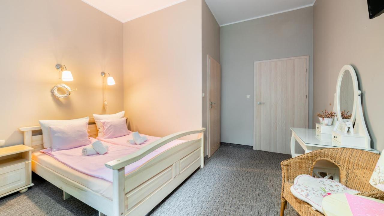 Izbica Bed & Breakfast *